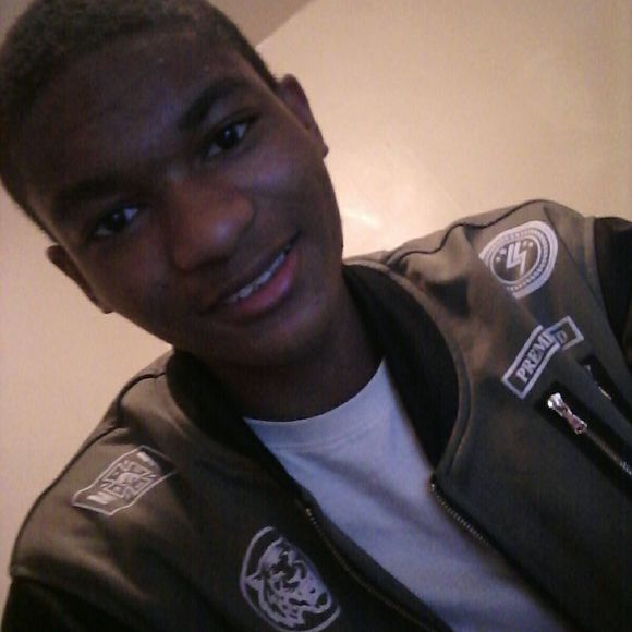 Meet your Posher, Chris - Picture 1 of 1